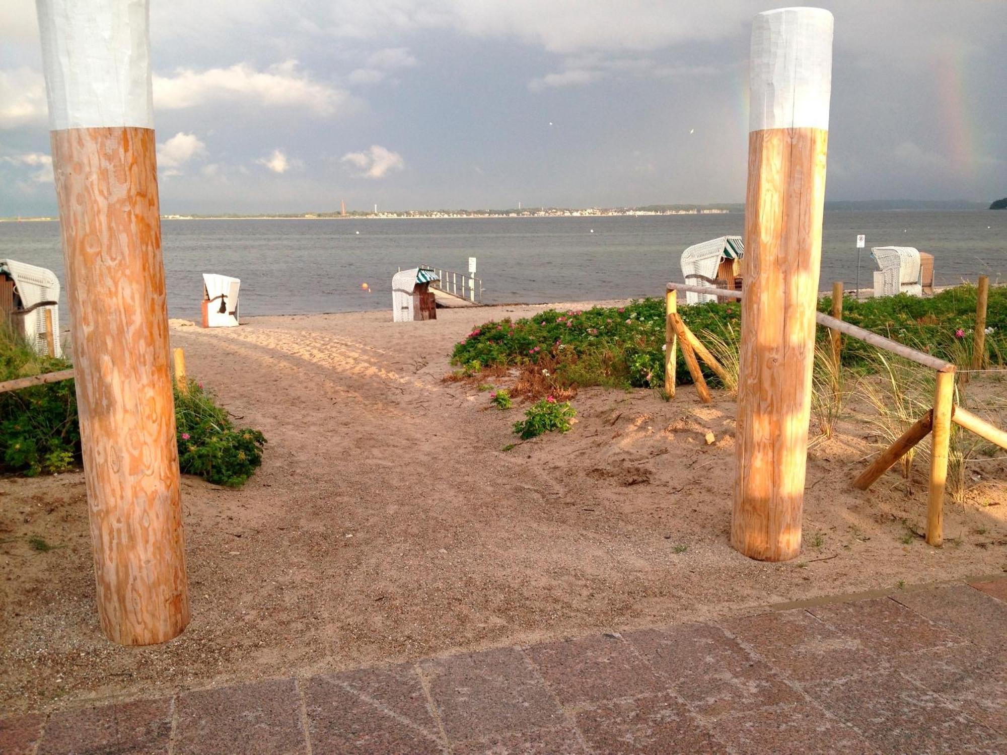 Strande, Fast Am Strand Esterno foto